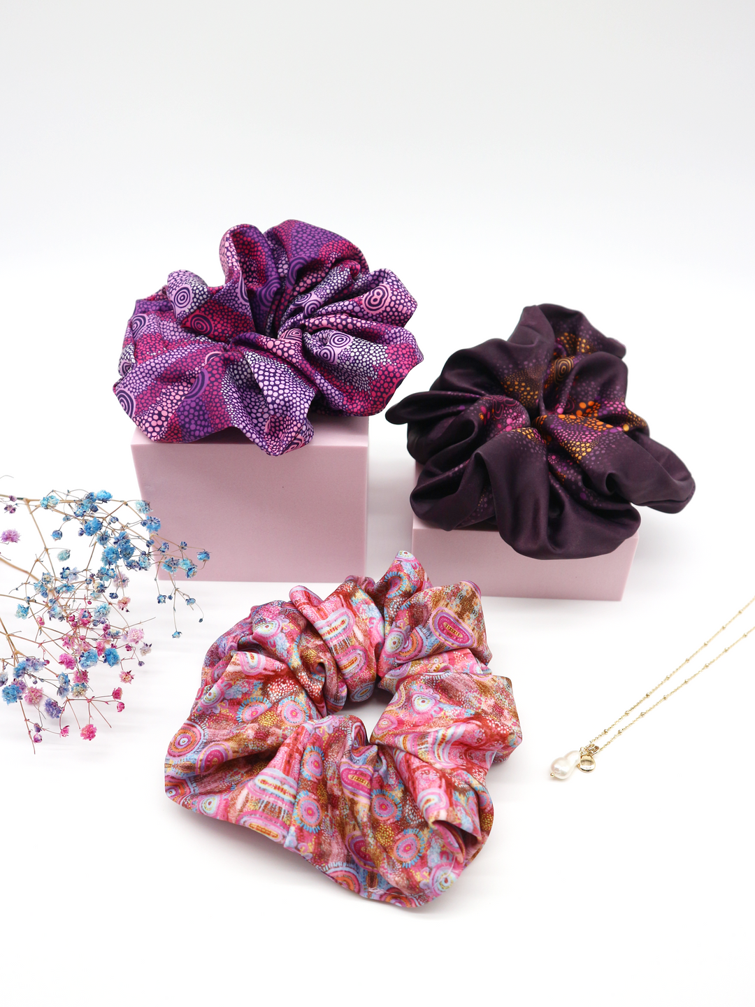 Show Up - Extra Large Scrunchie