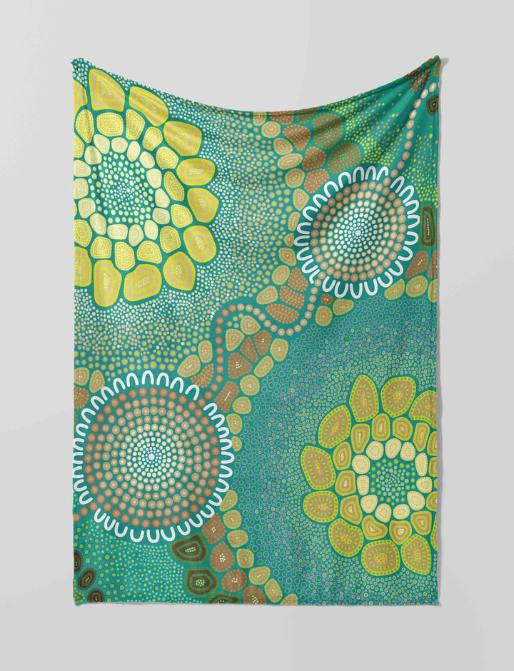 Ripple Effect - Throw Rug / Throw Blanket