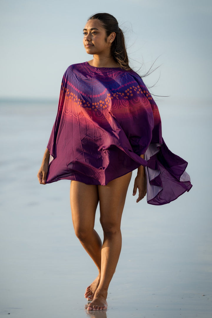 Connection -  Throw-Over Capelet