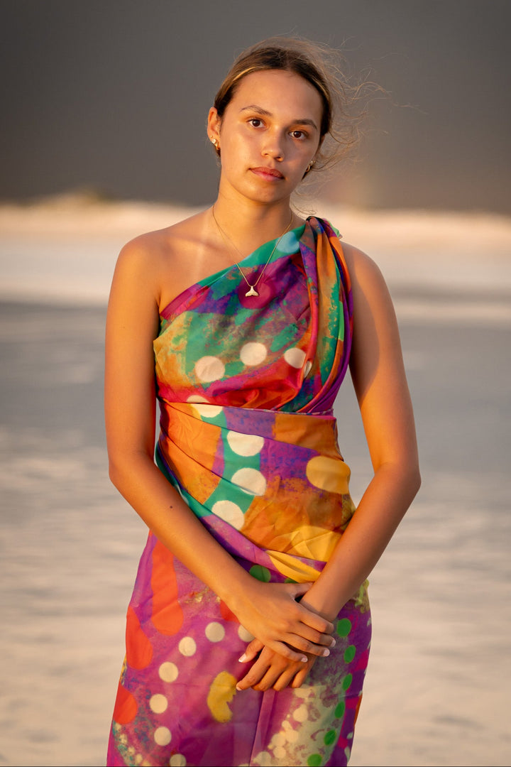 Gantharri (Queen Bee) - Sarong