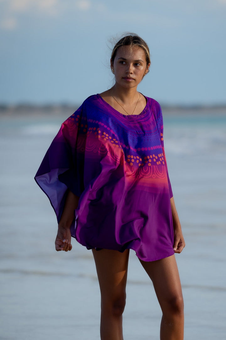 Connection -  Throw-Over Capelet