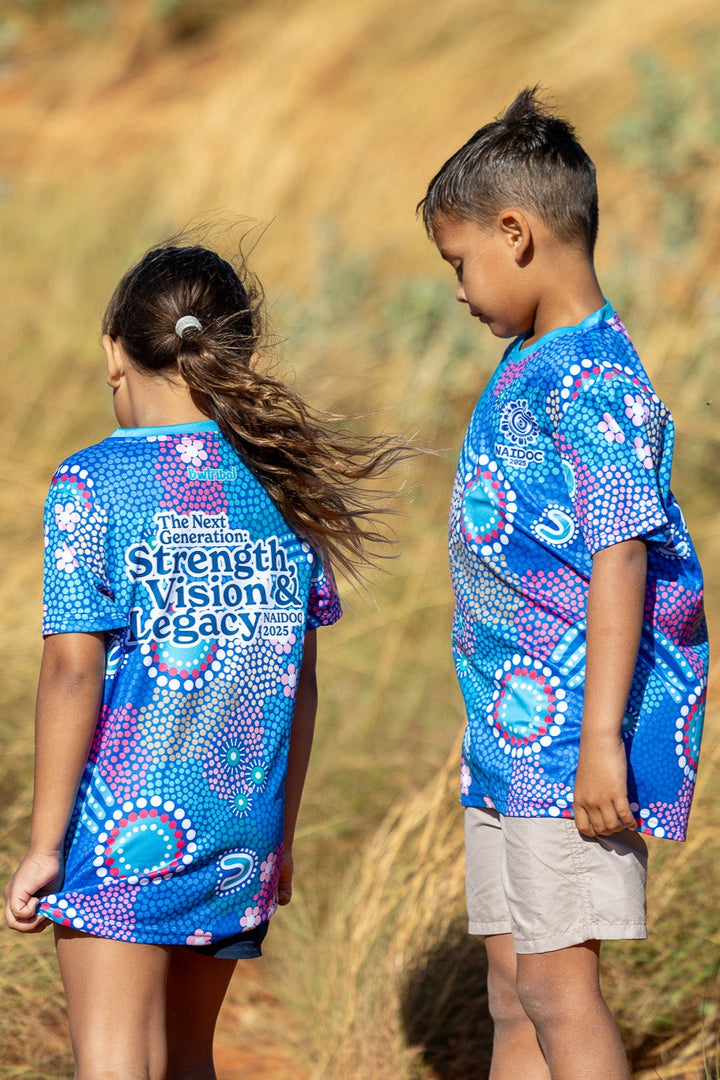 Old Ways Guiding New Paths - NAIDOC 2025 Kids' T-Shirt
