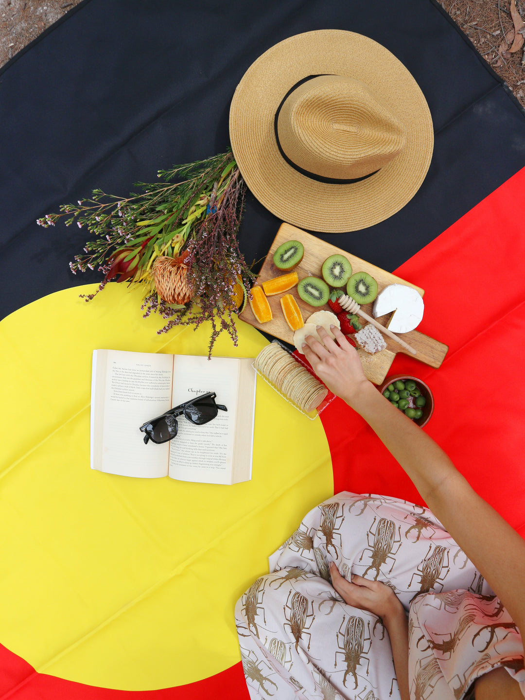 Aboriginal Flag - Water-Resistant Picnic Mat