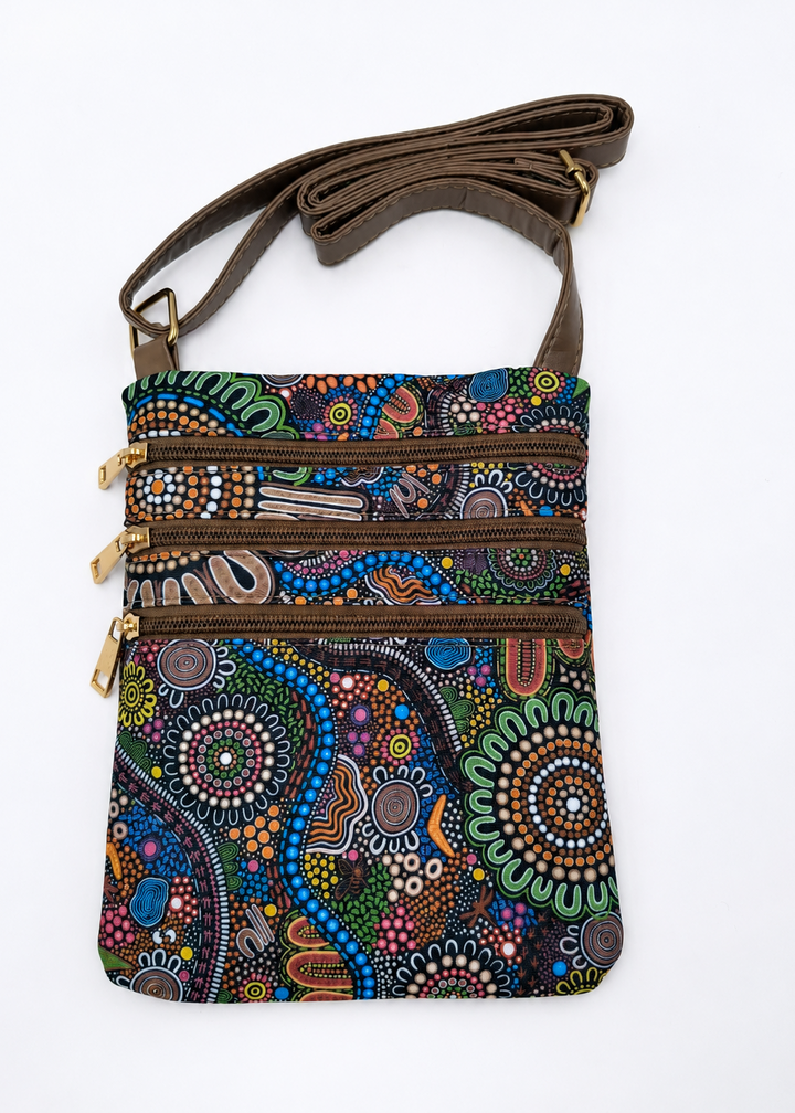 CONNECTED TO COUNTRY - CROSSBODY BAGS