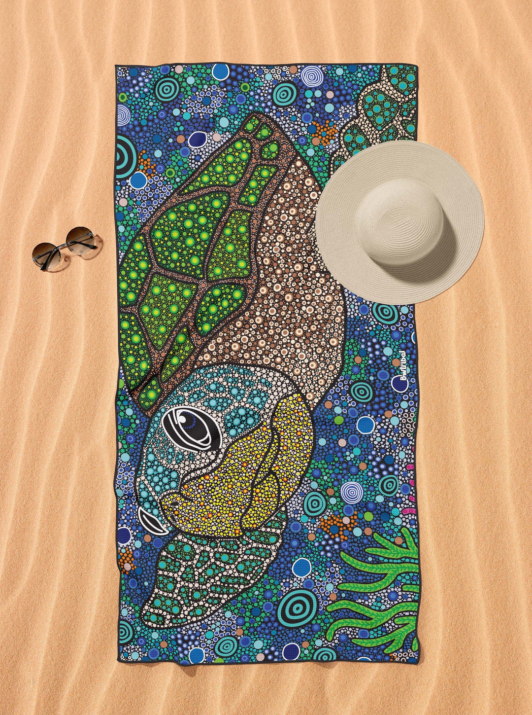 Gadu Bilima (Sea Turtle) - Sand-Free Beach Towel