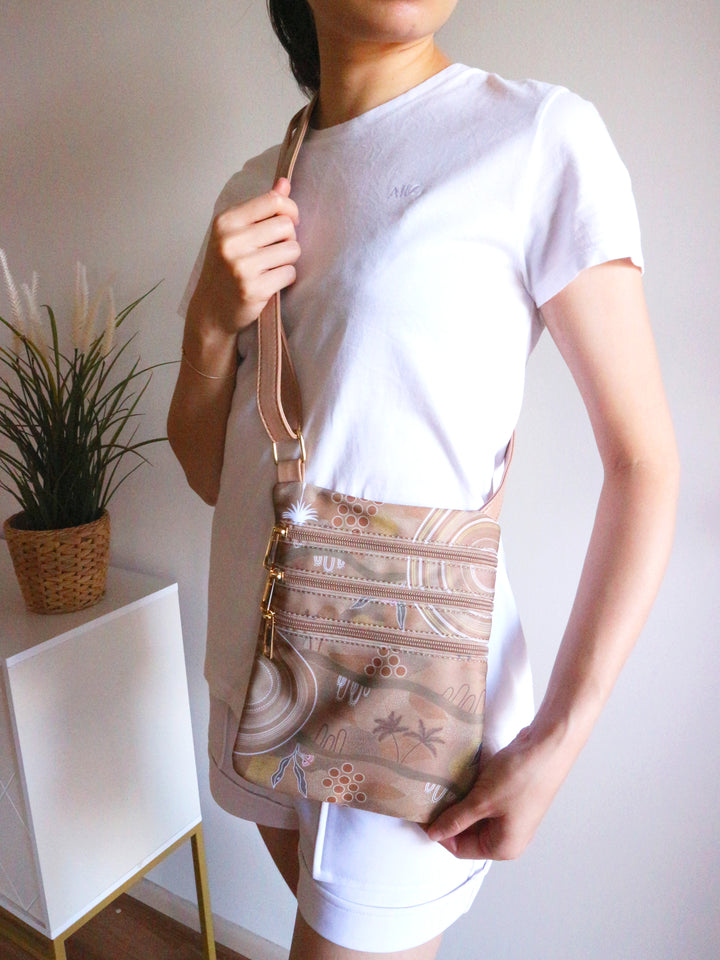 Golden Land - Crossbody Bag