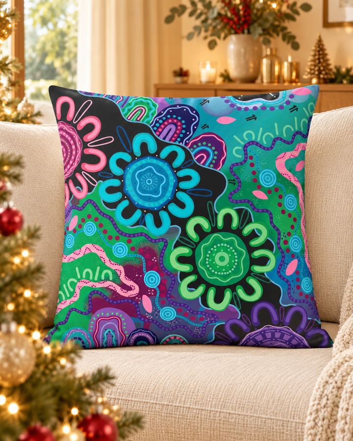 KIKI III - Cushion Cover