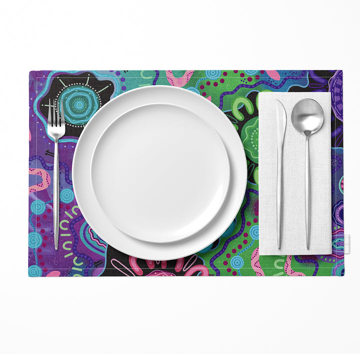 KIKI III - Linen Blend Placemats (6 Pack)