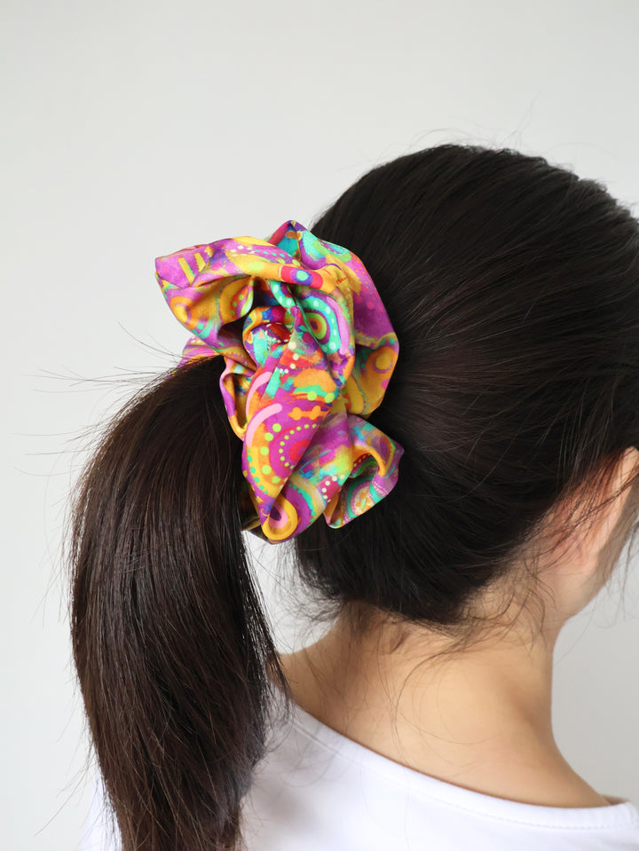 Gantharri (Queen Bee) - Extra Large Scrunchie