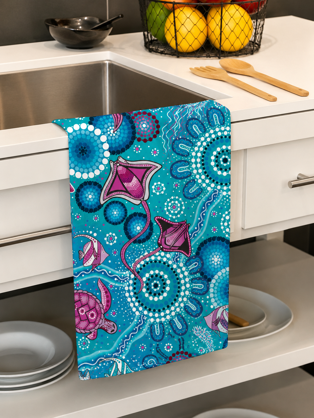 SEA BEAUTY - COTTON CREPE TEA TOWEL