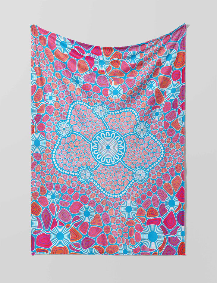 Warranggal Warruwi (Strong Pathway)  - NAIDOC 2025 Throw Rug / Throw Blanket